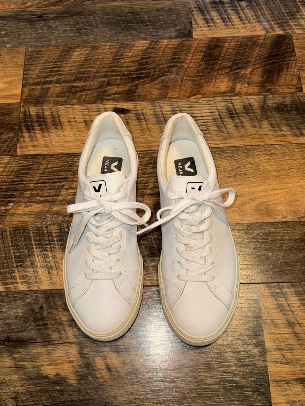 Veja White Low-Top Men's Sneakers